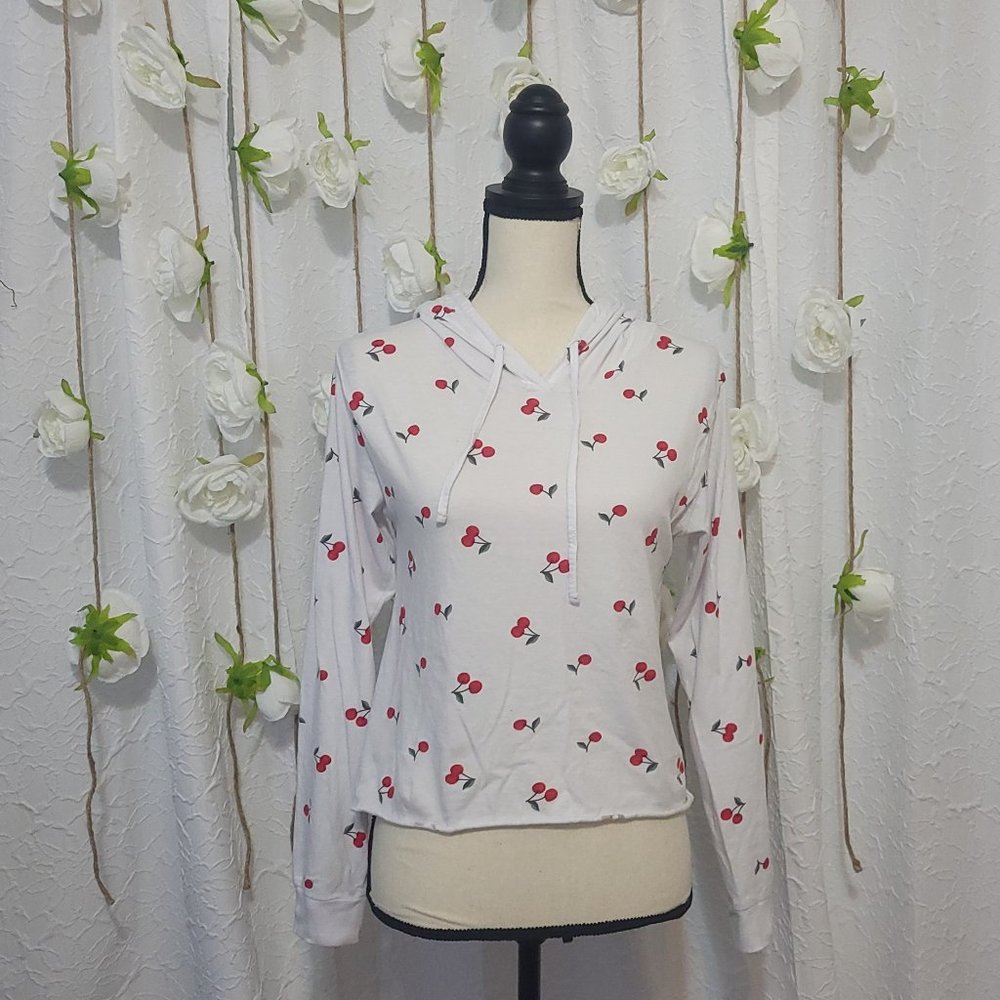 On Fire Cherry Cropped Long Sleeve Hoodie US Medium